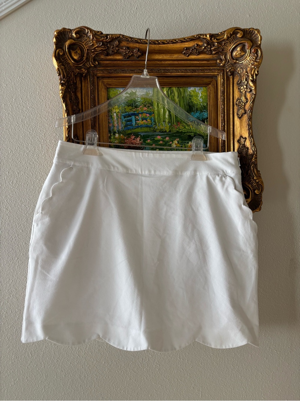 Vineyard Vines White Scallop Hem Women's Skort